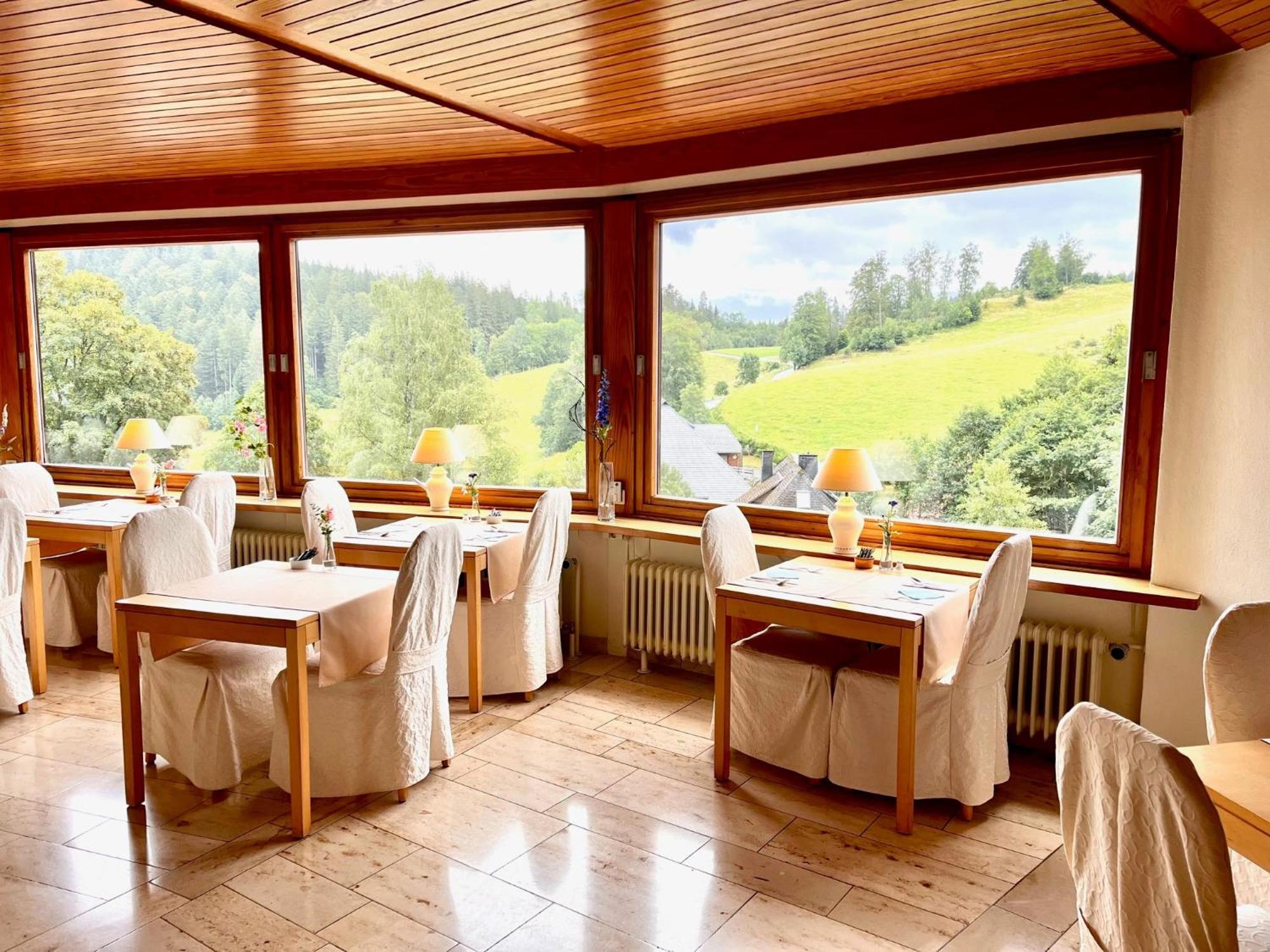 Hotel Sonnenberg Garni Hinterzarten Exteriér fotografie